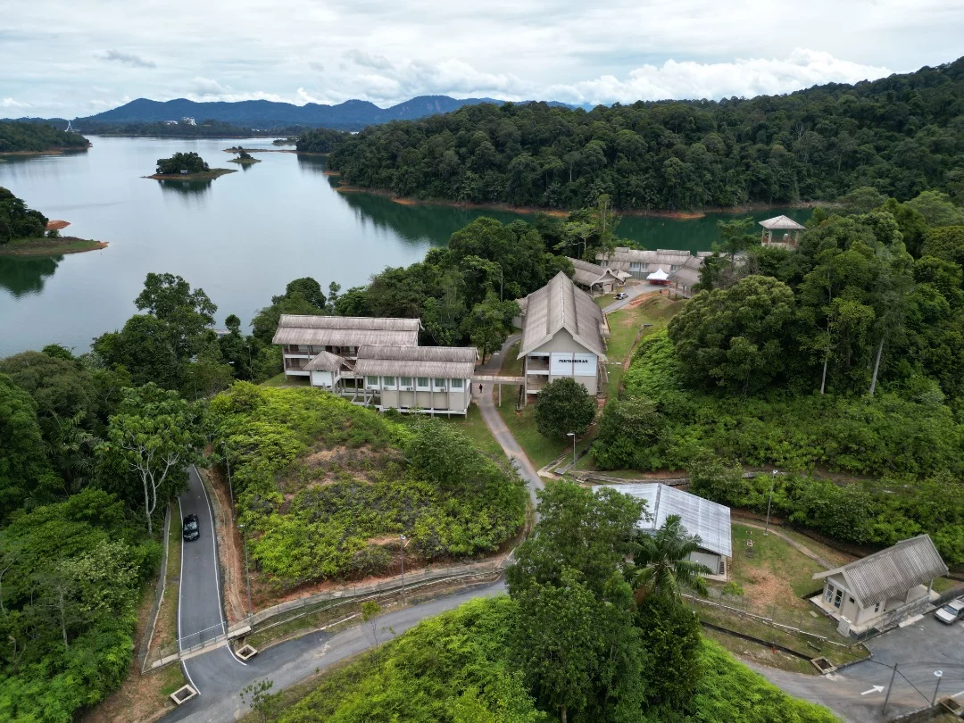 STESEN PENYELIDIKAN ALAMI KENYIR (SPAK) NADI UTAMA PENYELIDIKAN SAINTIFIK TASIK KENYIR